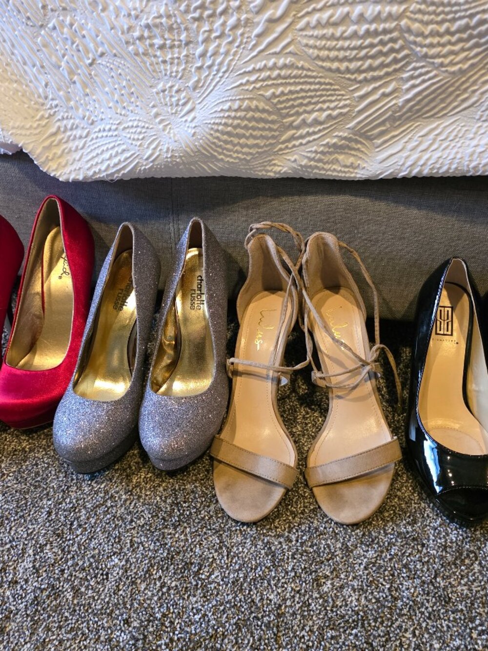 4 Pairs Fun Heels SZ 7 $48  Barely Worn (Selling as a lot)